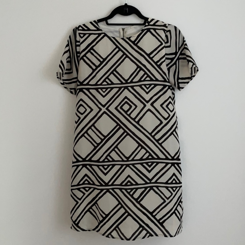 Everly geometric dress | size medium